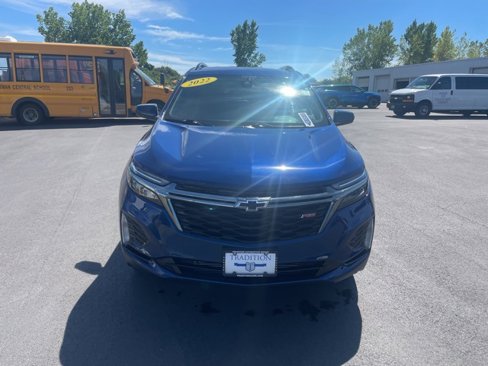 Used 2022 Chevrolet Equinox RS image 9
