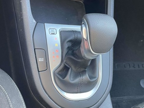 Used 2021 Kia Forte Sedan image 5