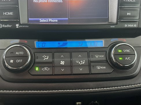 Used 2017 Toyota RAV4 XLE image 22