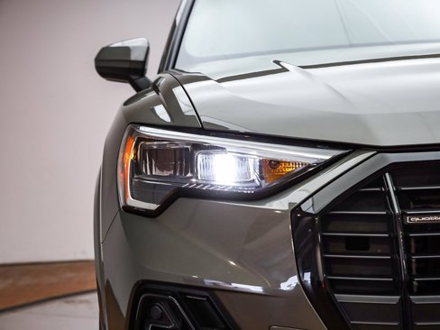Used 2021 Audi Q3 2.0T Premium w/ Convenience Package image 5