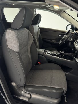 Used 2021 Nissan Rogue SV image 28