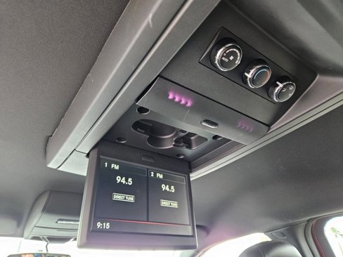 Used 2018 Dodge Grand Caravan SXT w/ Driver Convenience Group image 16