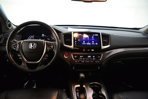 Used 2017 Honda Pilot EX-L image 3