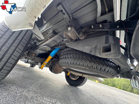 Used 2001 Ford F250 Lariat image 39