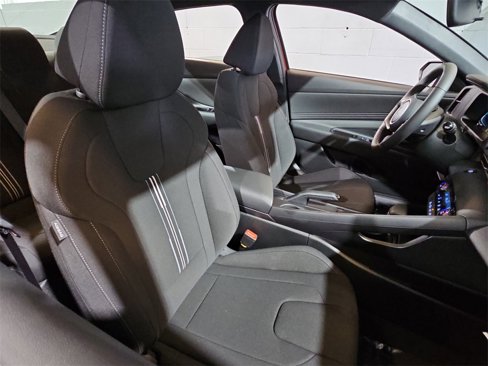 New 2025 Hyundai Elantra Sport image 10