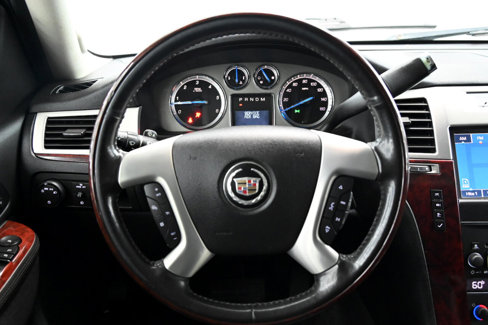 Used 2011 Cadillac Escalade ESV Luxury image 24