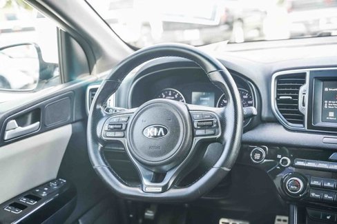 Used 2018 Kia Sportage EX w/ EX Sport Appearance Package image 16