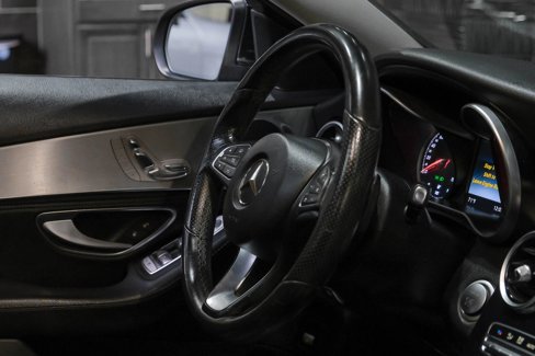 Used 2015 Mercedes-Benz C 300 Sedan image 15