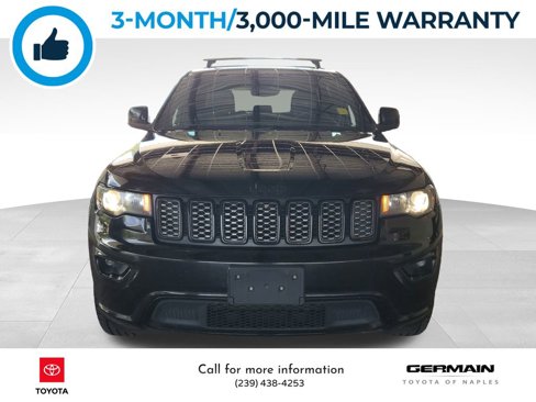 Used 2018 Jeep Grand Cherokee Altitude image 3