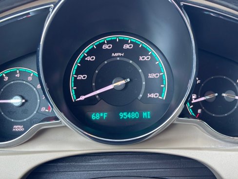 Used 2011 Chevrolet Malibu LS image 22