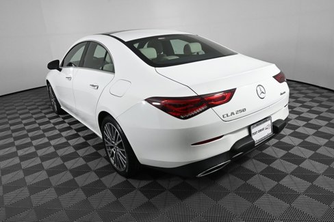 Certified 2022 Mercedes-Benz CLA 250 4MATIC image 4