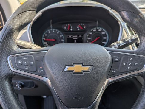 Used 2024 Chevrolet Equinox LS image 11