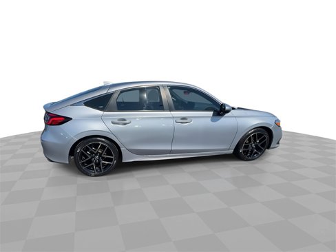 Used 2022 Honda Civic Sport Touring image 8