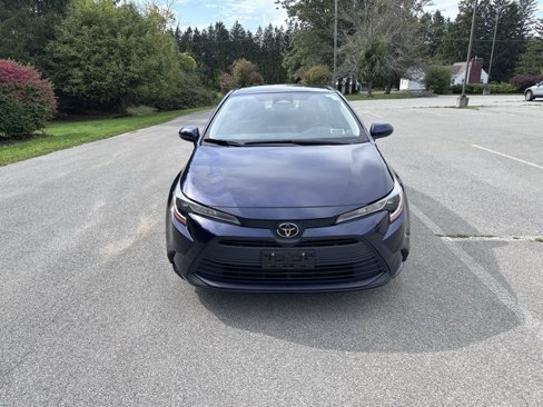 Used 2023 Toyota Corolla LE image 8