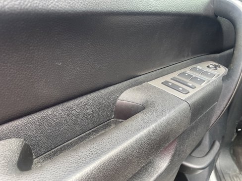 Used 2013 Chevrolet Silverado 1500 LT image 4