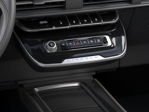 New 2025 Lincoln Corsair AWD w/ Equipment Group 101A image 15