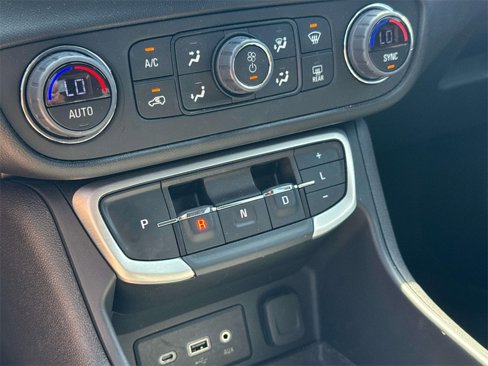Certified 2024 GMC Terrain SLE w/ Driver Convenience Package image 27