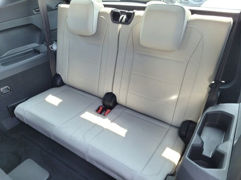 Certified 2019 Volkswagen Tiguan SEL Premium R-Line image 13
