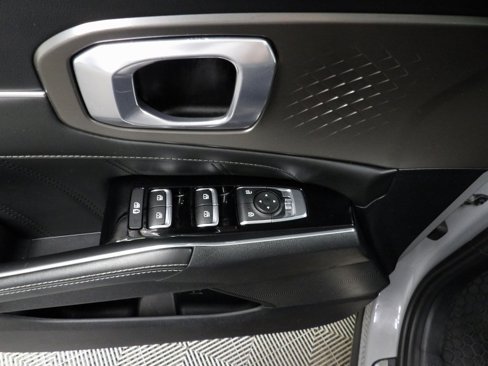 Used 2022 Kia Sorento SX image 51