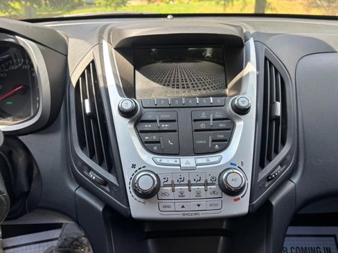 Used 2012 Chevrolet Equinox LT w/ Driver Convenience Package image 16