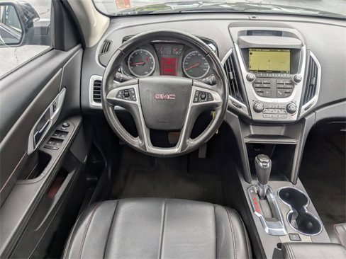 Used 2017 GMC Terrain SLT w/ Open Road Package image 32