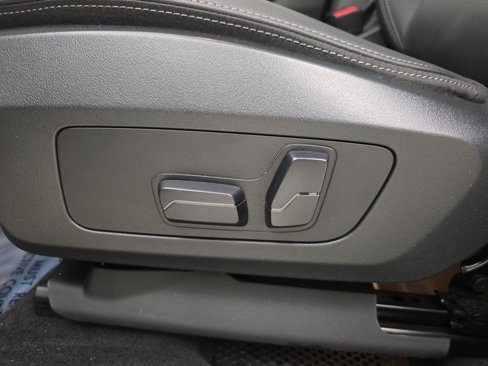 Used 2024 BMW X2 xDrive28i w/ Convenience Package image 13