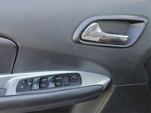 Used 2019 Dodge Journey SE w/ Connectivity Group image 27