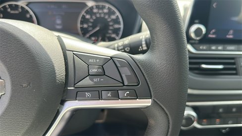 Used 2022 Nissan Altima 2.5 SV image 20