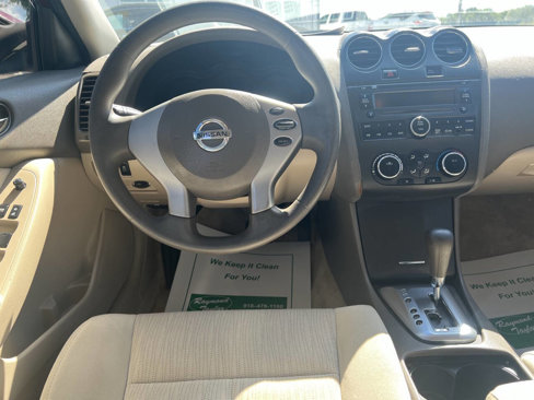 Used 2012 Nissan Altima 2.5 S image 8