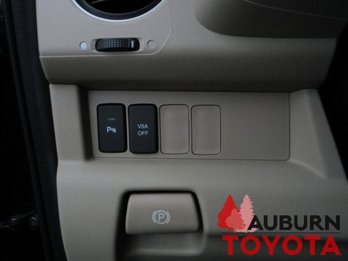 Used 2011 Honda Pilot Touring image 17