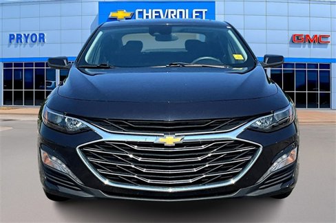 Used 2023 Chevrolet Malibu LT image 2