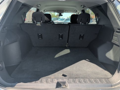 Used 2018 Chevrolet Equinox LT image 20