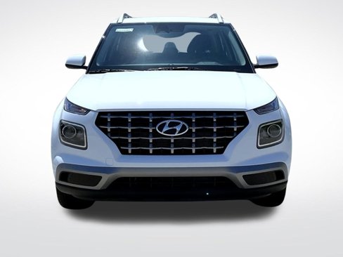 New 2025 Hyundai Venue SEL image 2