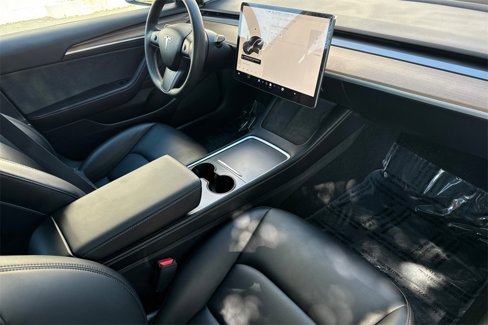 Used 2023 Tesla Model 3 Standard Range image 14