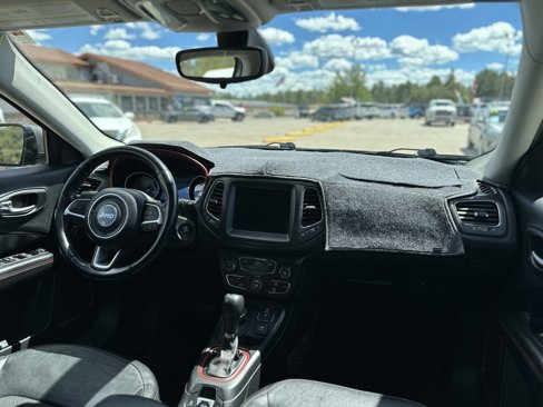 Used 2020 Jeep Compass Trailhawk image 17