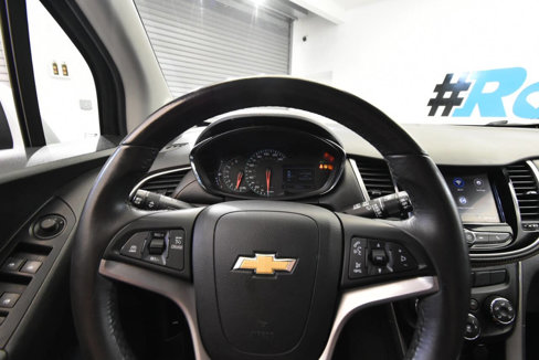 Used 2021 Chevrolet Trax LT w/ Sport Edition image 22