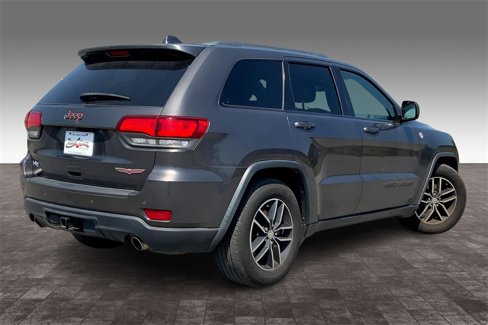 Used 2018 Jeep Grand Cherokee Trailhawk w/ Trailhawk Luxury Group image 13