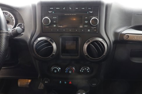 Used 2015 Jeep Wrangler Sport image 12
