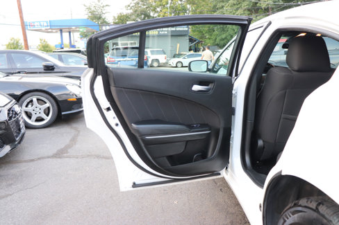 Used 2022 Dodge Charger SXT image 24