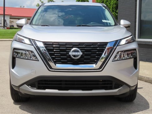 Used 2022 Nissan Rogue SV image 10