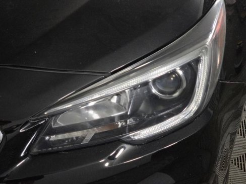 Used 2018 Subaru Outback 2.5i Premium image 14