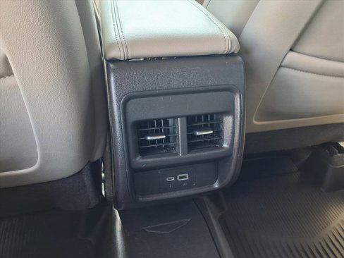 Used 2019 Cadillac XT4 Luxury image 9