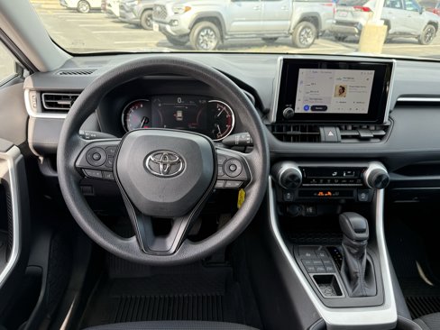 Used 2023 Toyota RAV4 LE image 16
