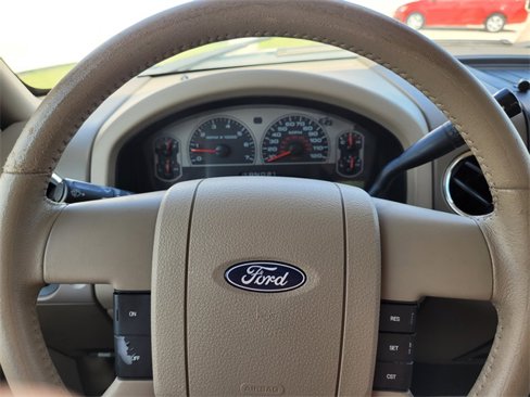 Used 2007 Ford F150 XLT image 18