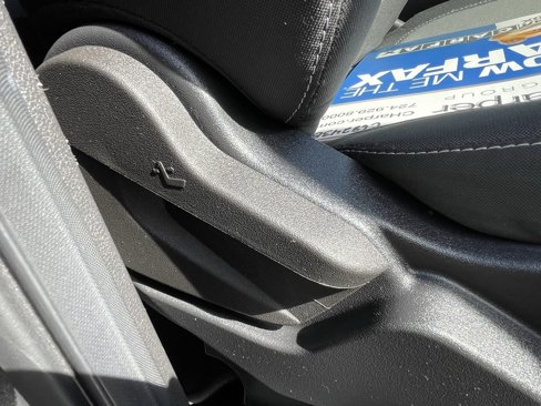Used 2016 Ford Escape SE w/ Equipment Group 201A image 12