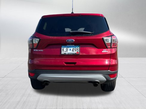Used 2017 Ford Escape SE image 6