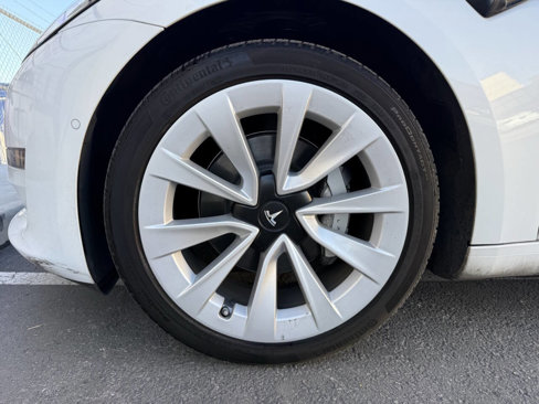Used 2022 Tesla Model 3 Long Range image 33
