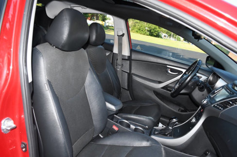 Used 2016 Hyundai Elantra Limited w/ Option Group 04 image 22