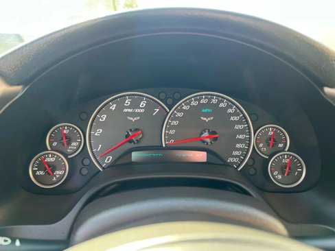 Used 2005 Chevrolet Corvette Coupe w/ Preferred Equipment Group image 13