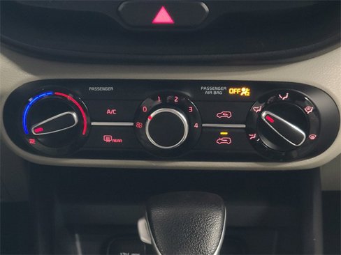 Used 2022 Kia Soul LX image 24